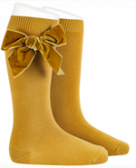 CALCETINES ALTOS CONDOR PUNTO LISO CON LAZO DE TERCIOPELO